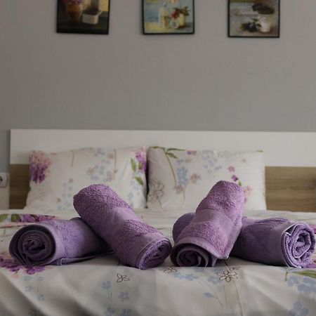 גבגלייה Magnolia Apartments מראה חיצוני תמונה