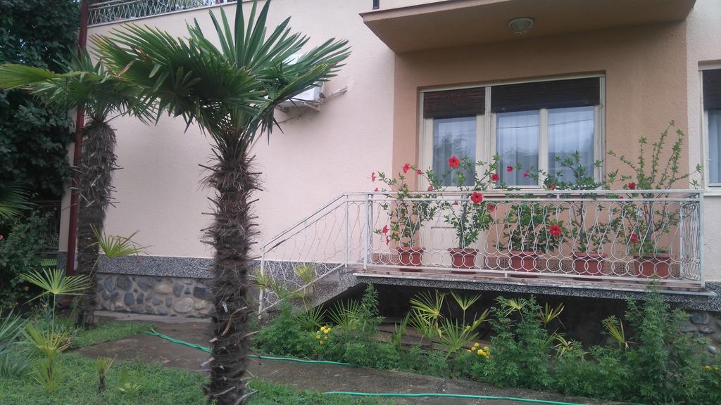 גבגלייה Magnolia Apartments מראה חיצוני תמונה